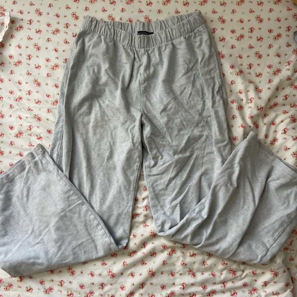 Light gray Anastasia sweatpants